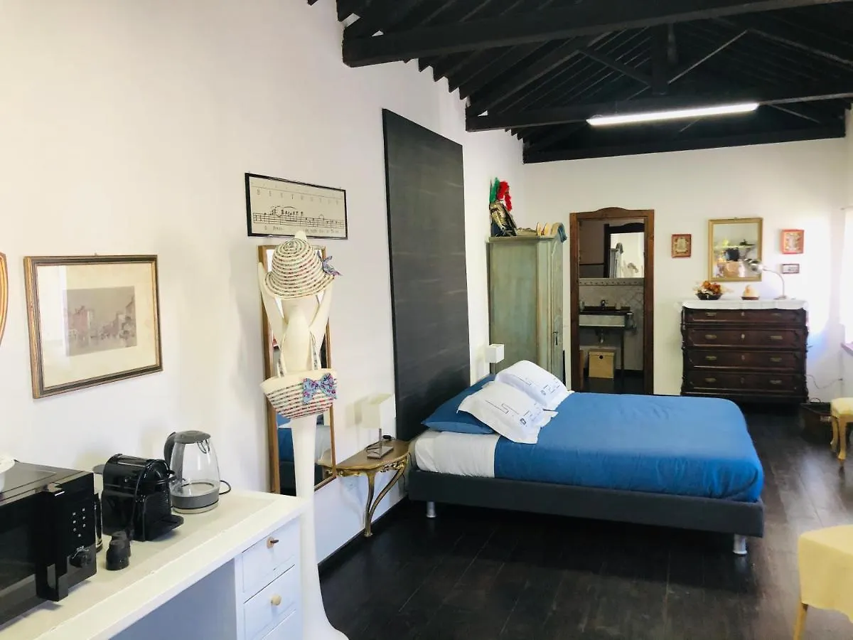Il Granaio - Luxury Private Double Room Monserrato Apartment
